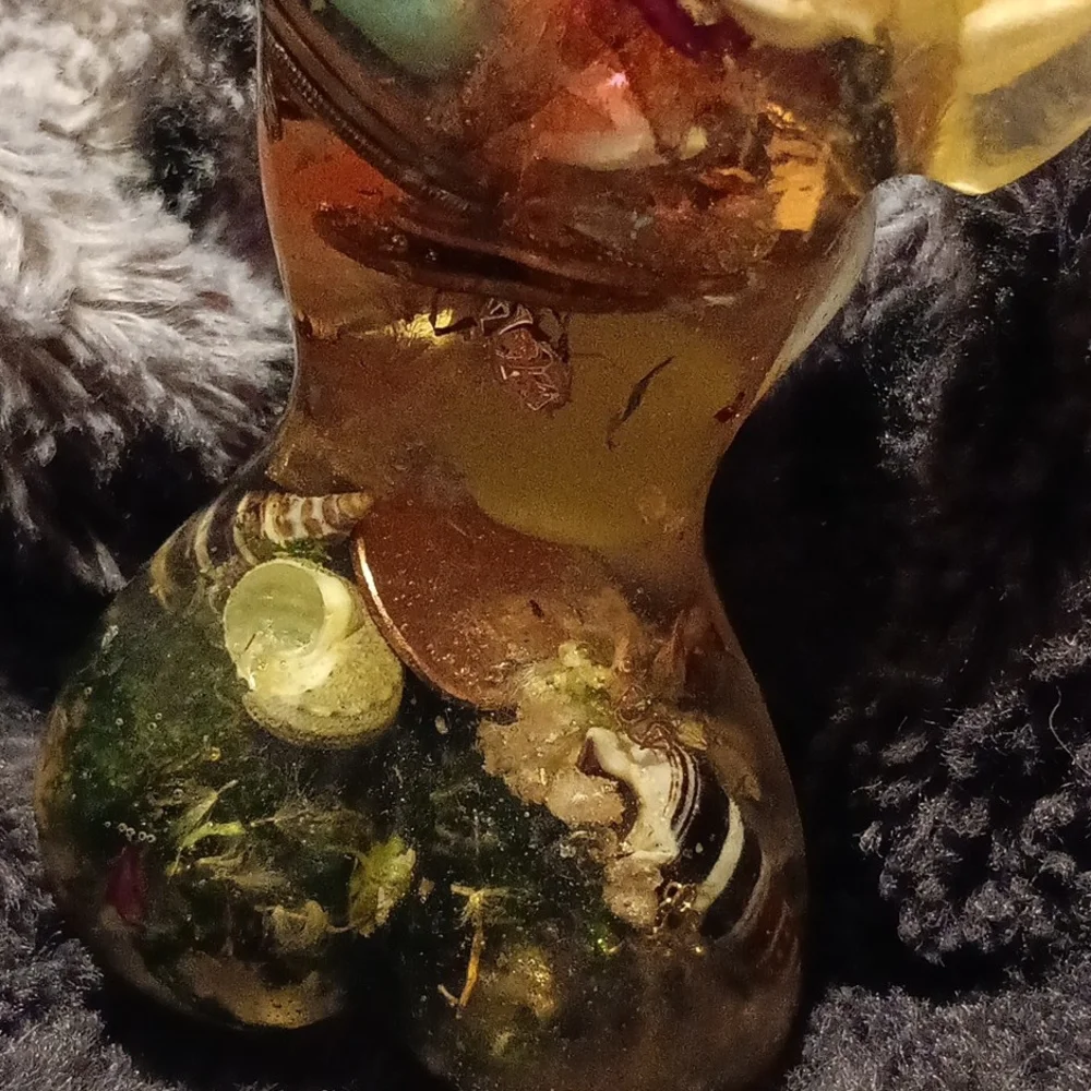 Lovely Libra Lady Figure Resin Decor